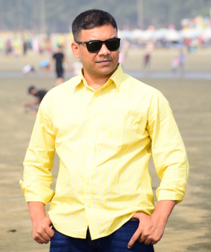 This image has an empty alt attribute; its file name is 1000037263-1.jpg